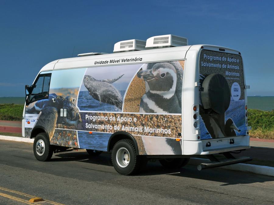 Volare V8L Unidade Movel Veterinaria 2015 года  (фото 3 из 5)
